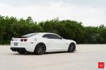 Chevrolet Camaro SS on Vossen Wheels (VFS1) 2017 года